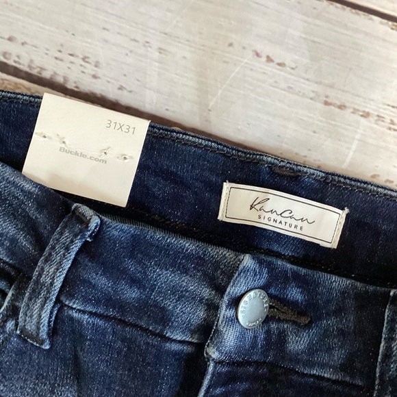 1105. KanCan Signature High-Rise Skinny Jeans Dark Blue Denim NWT Size 31x31 - Picture 4 of 7